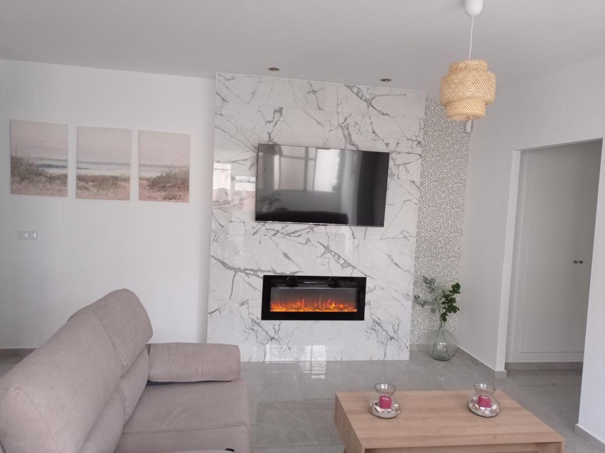 Vivienda Con Azotea Privada, Recien Reformada, Muy Cerca De La Playa Apartment *